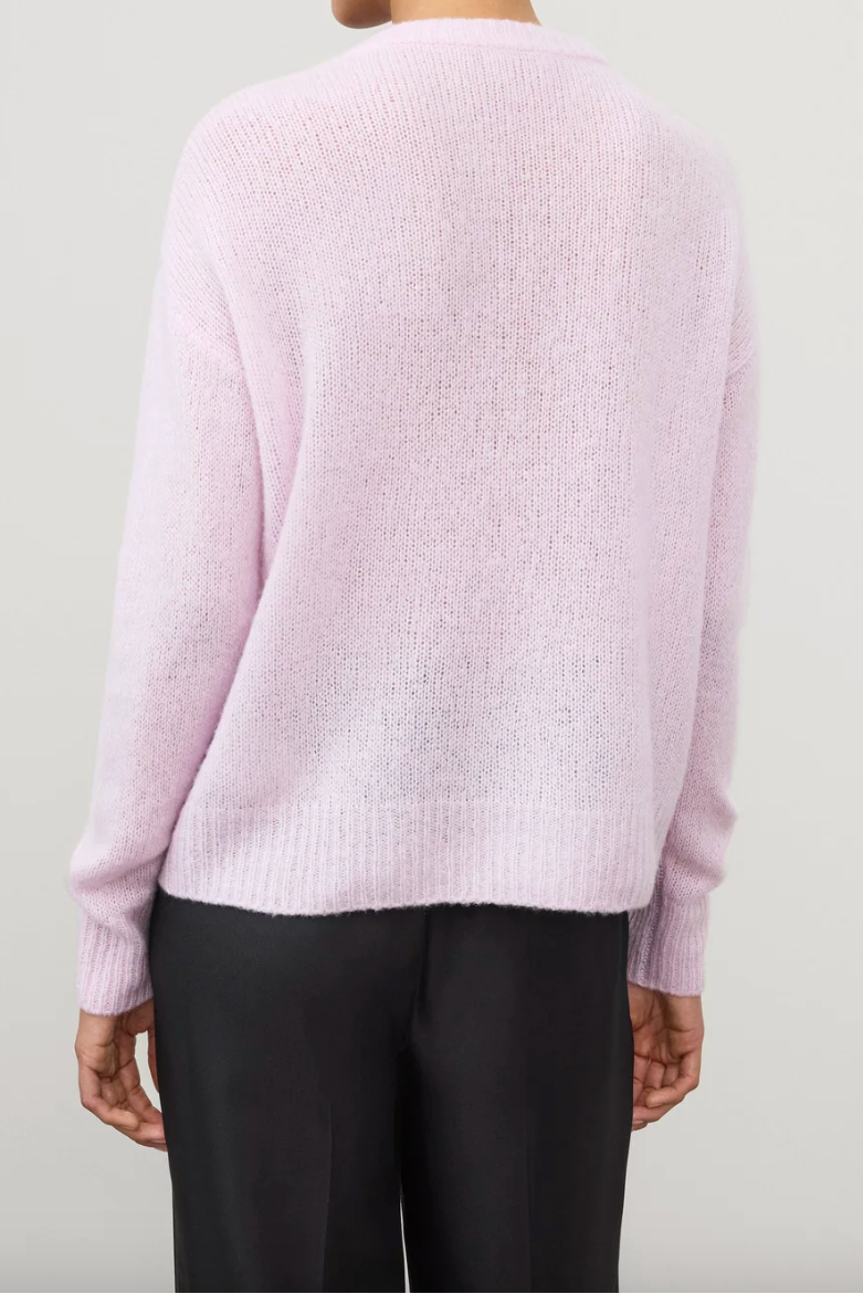 Lova Sweater