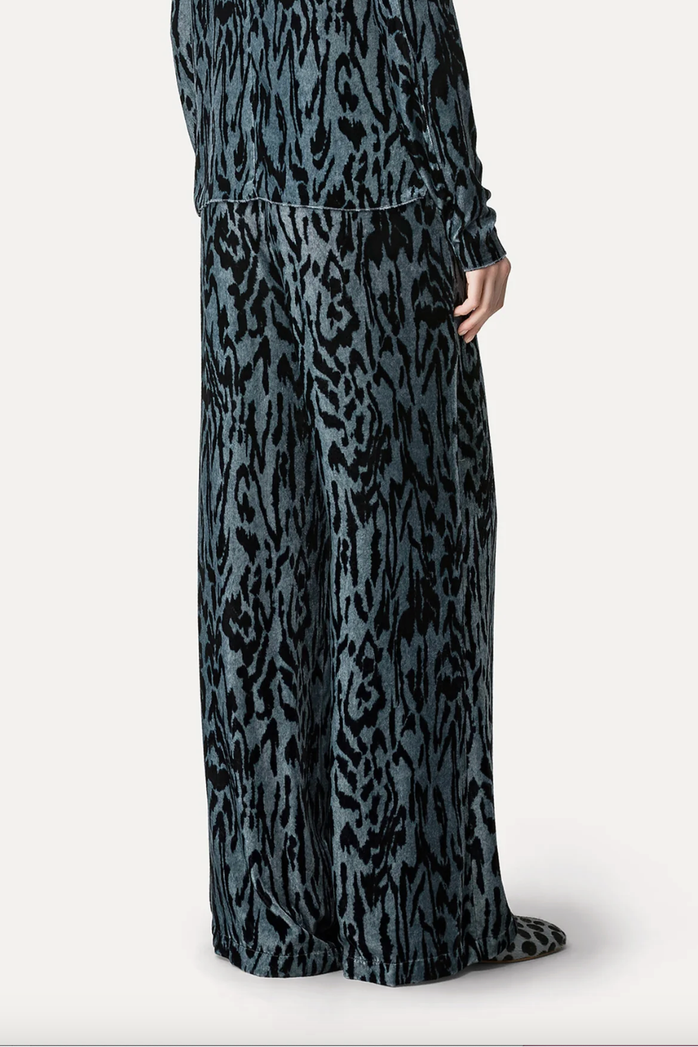 Moiree Print Velvet Pants