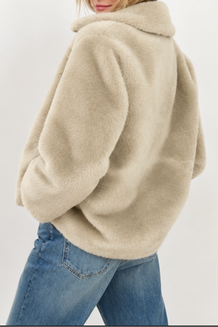 Duane St Jacket In Faux Fur in Honey