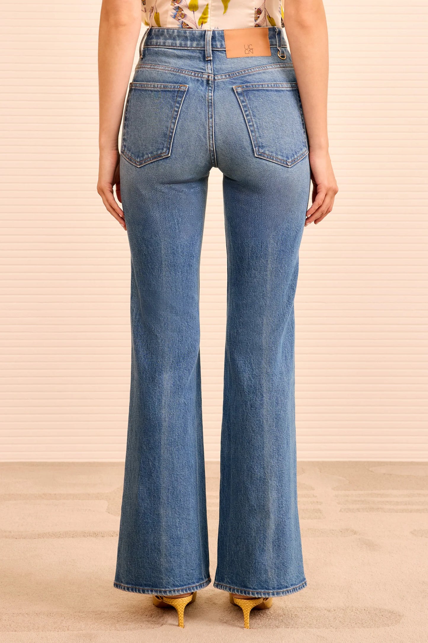 The Lou Stretch Jean in Danube