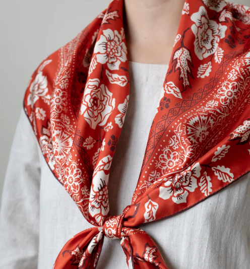 Silk Twill Patterned Scarf - 35x35 Large