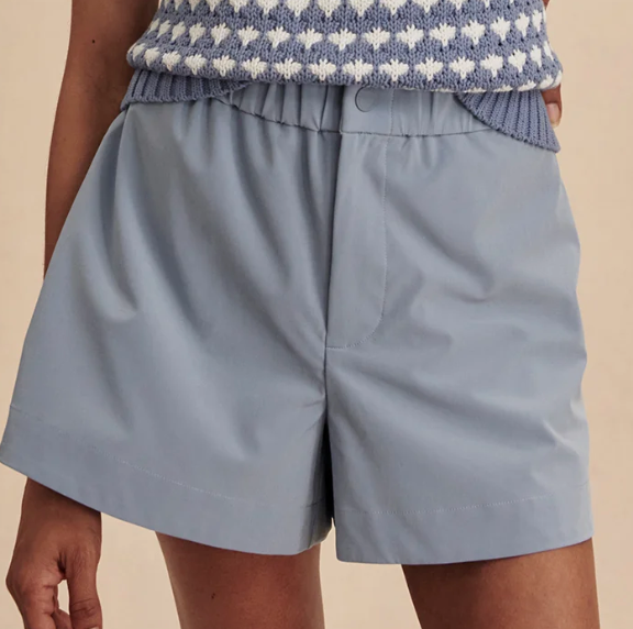 Nila Mid rise short