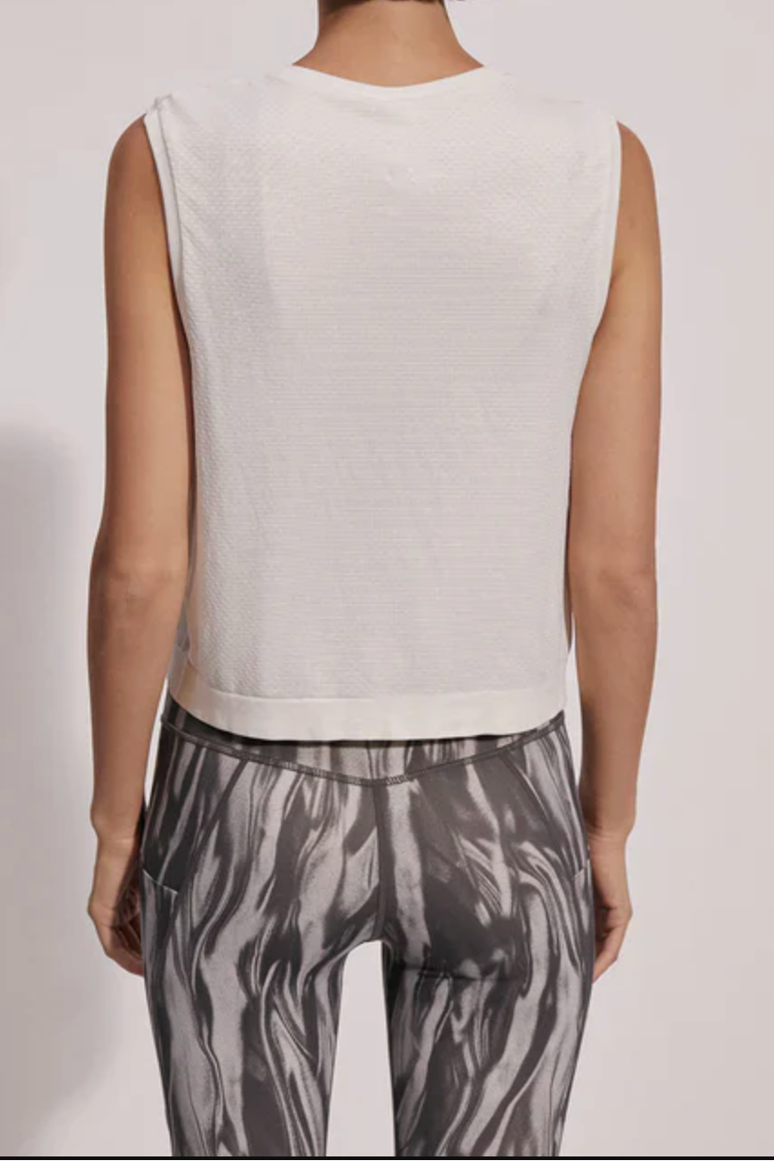 Page Seamless Crop Tank