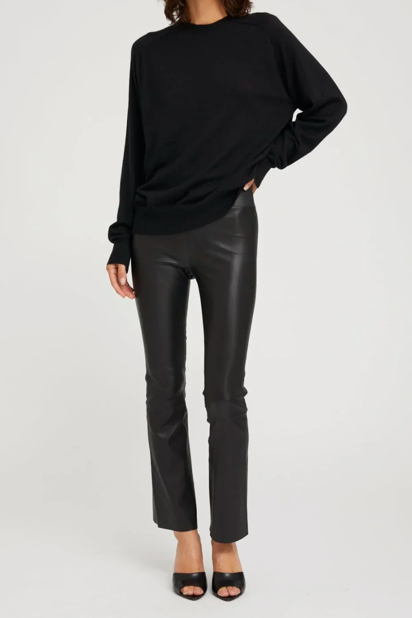 Ankle Flare Pants in Black