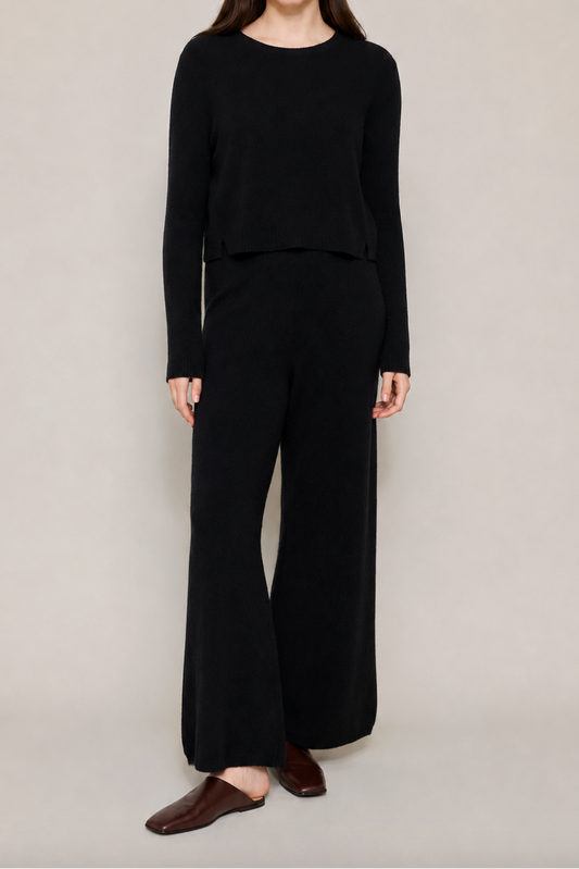 Nina Cashmere Crop Jumper in Black