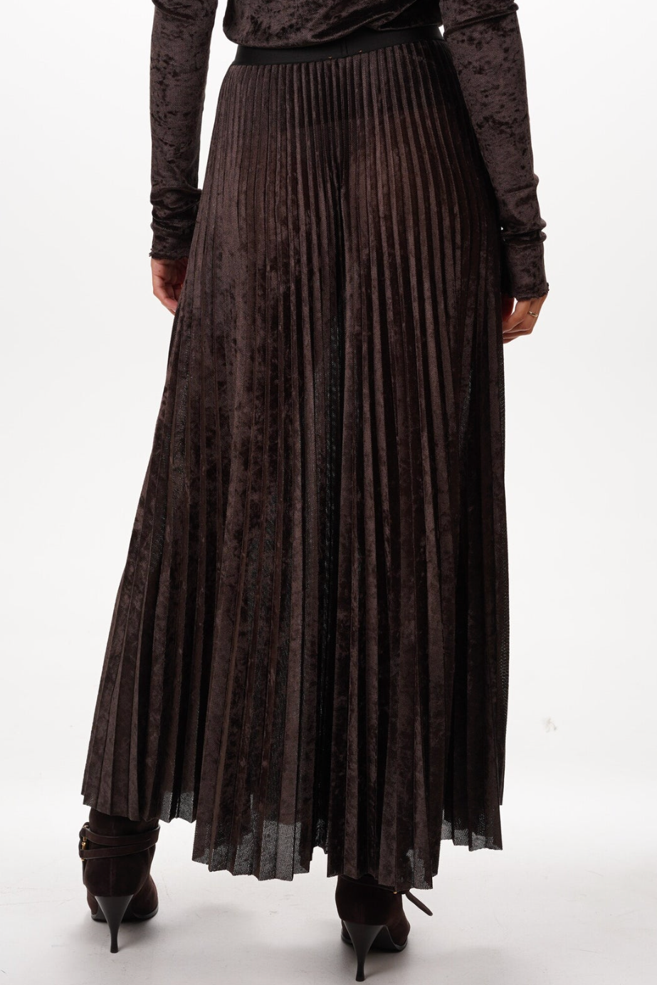 Soleil Plisse' Flocked Stretch Tulle in Fondant