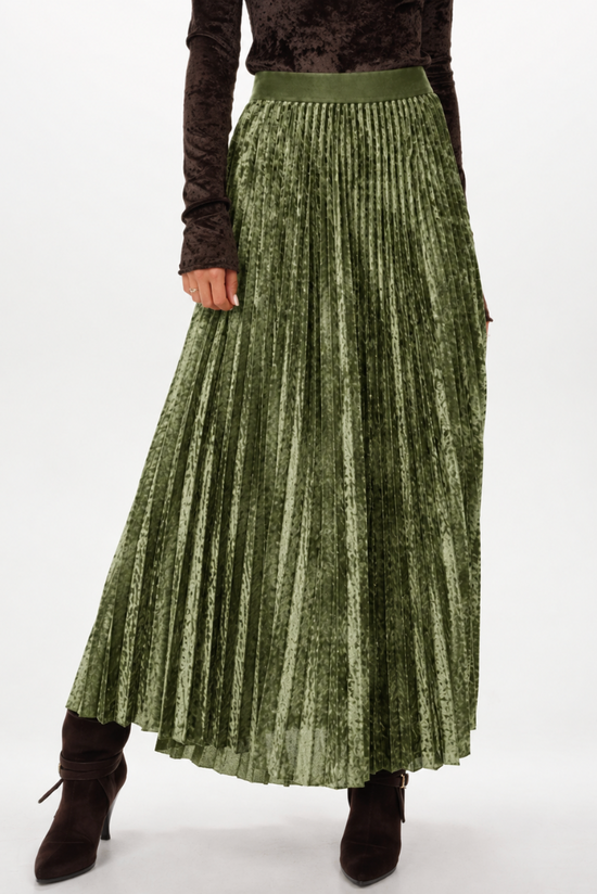 Soleil Plisse' Flocked Stretch Tulle in Leaf