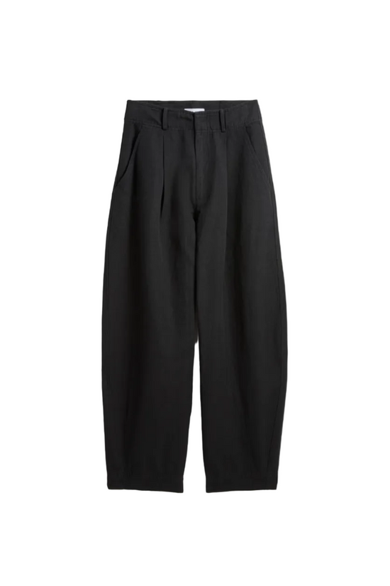 Bari Crop Trouser in Black