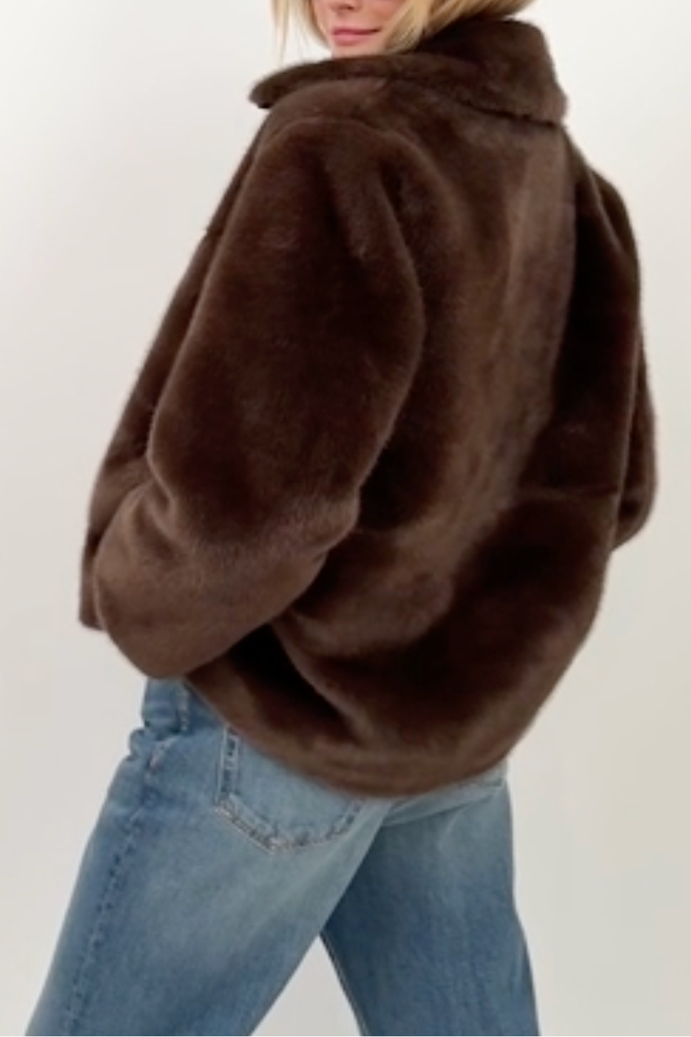 Duane St Jacket In Faux Fur Dark Brown